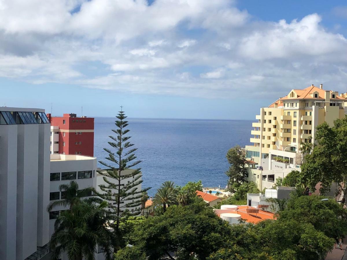Astro Vista Madeira Apartments Funchal  Extérieur photo